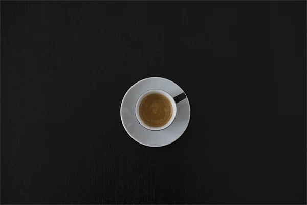 秋までトマトの収穫を延ばす5つのコツ、実は簡単